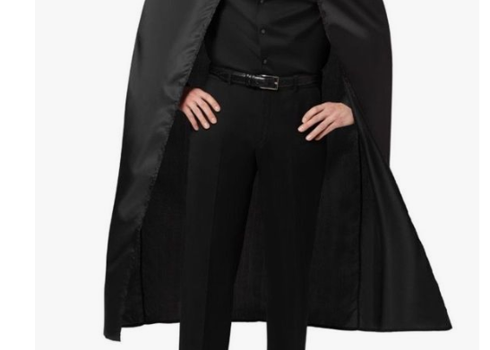 Gothic Black Cape Cloak for Halloween - Ideal for Vampires, Witches, and Sorcerers