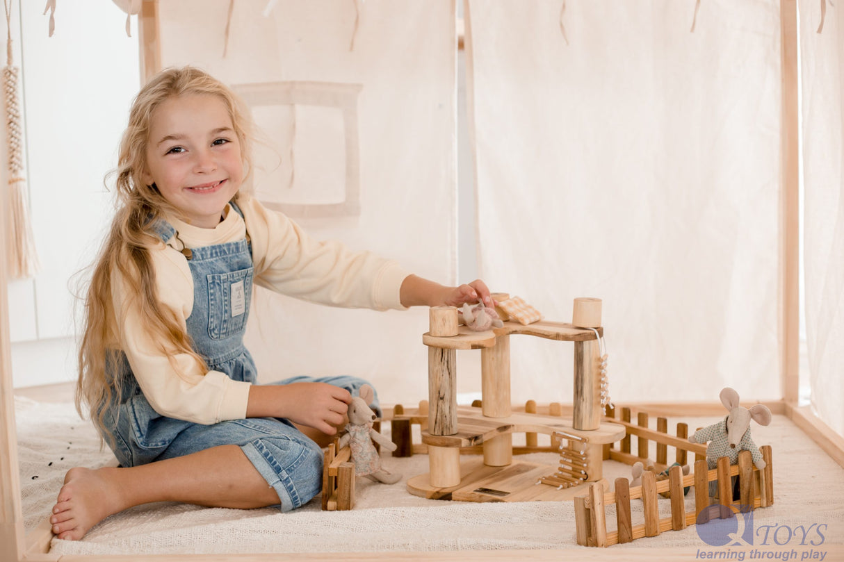 Tree House Construction Set
