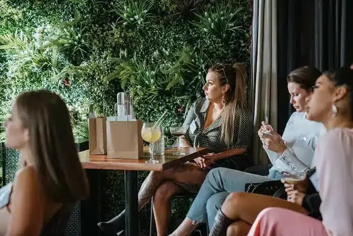 Luxury Lush Spring Recycled Vertical Garden / Green Wall UV Resistant Sample