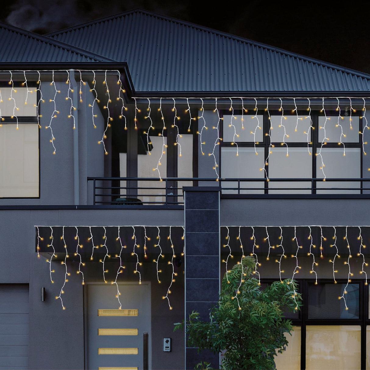 960 LED Snowing Icicle Lights ? Four Enchanting Color Variations: Blue & White, Cool White, Multicolor, Warm White