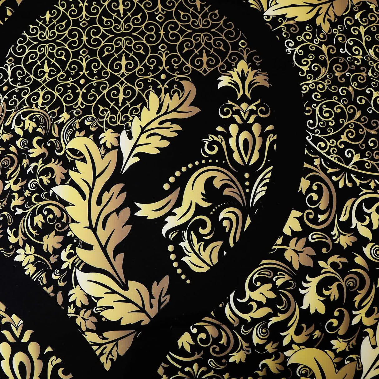 Regal Elegance Black and Gold 3 Pc Comforter & Pillow Cover Set KING