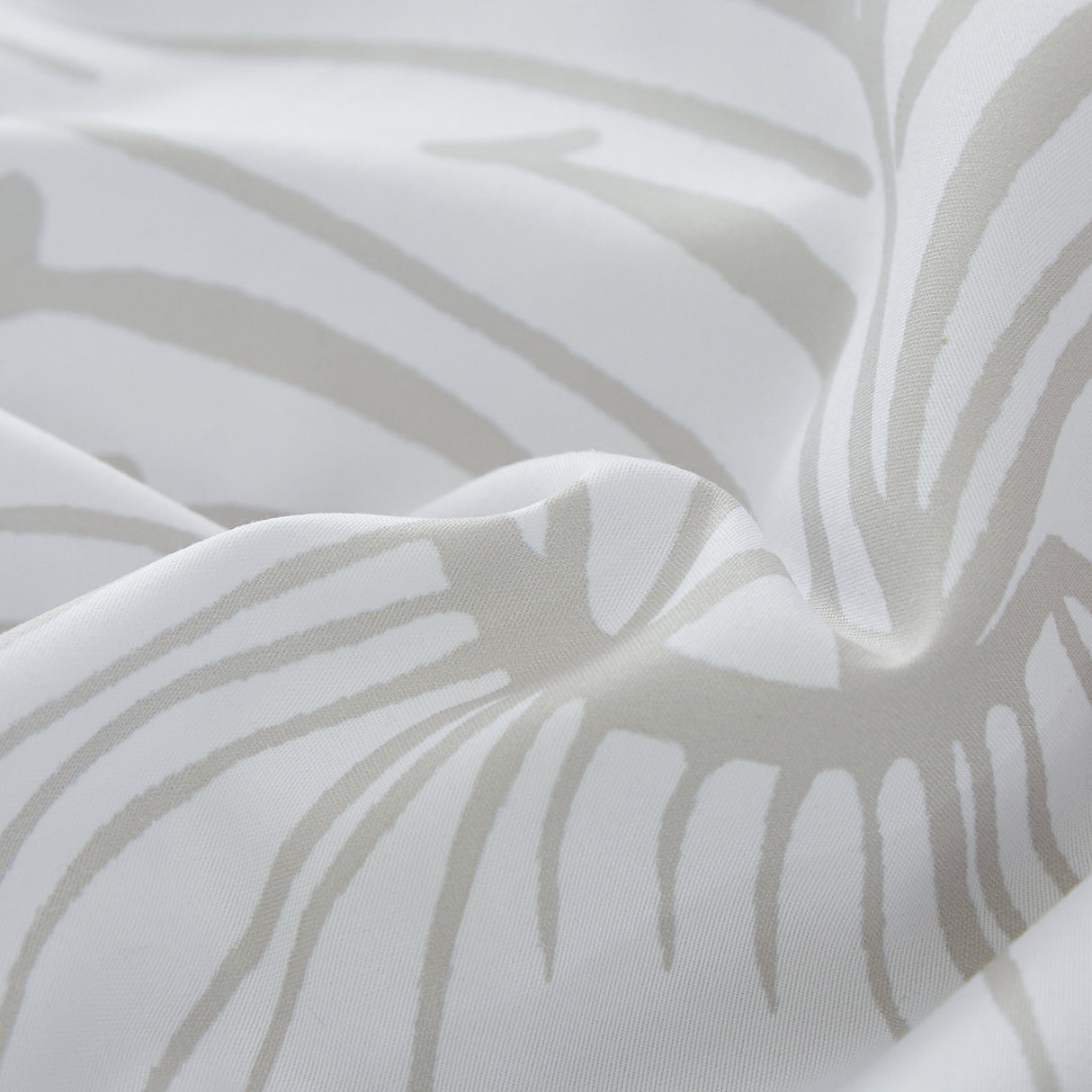 Floral Comforter Set, King Size, Purple Floral 3-Piece Bedding, Lightweight Microfiber