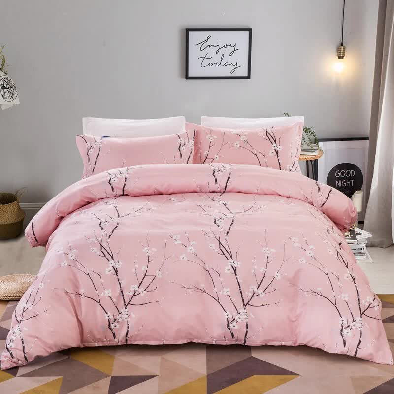 Warm Haven Marbled Bedding – 3‑Piece Comforter & Sham Set