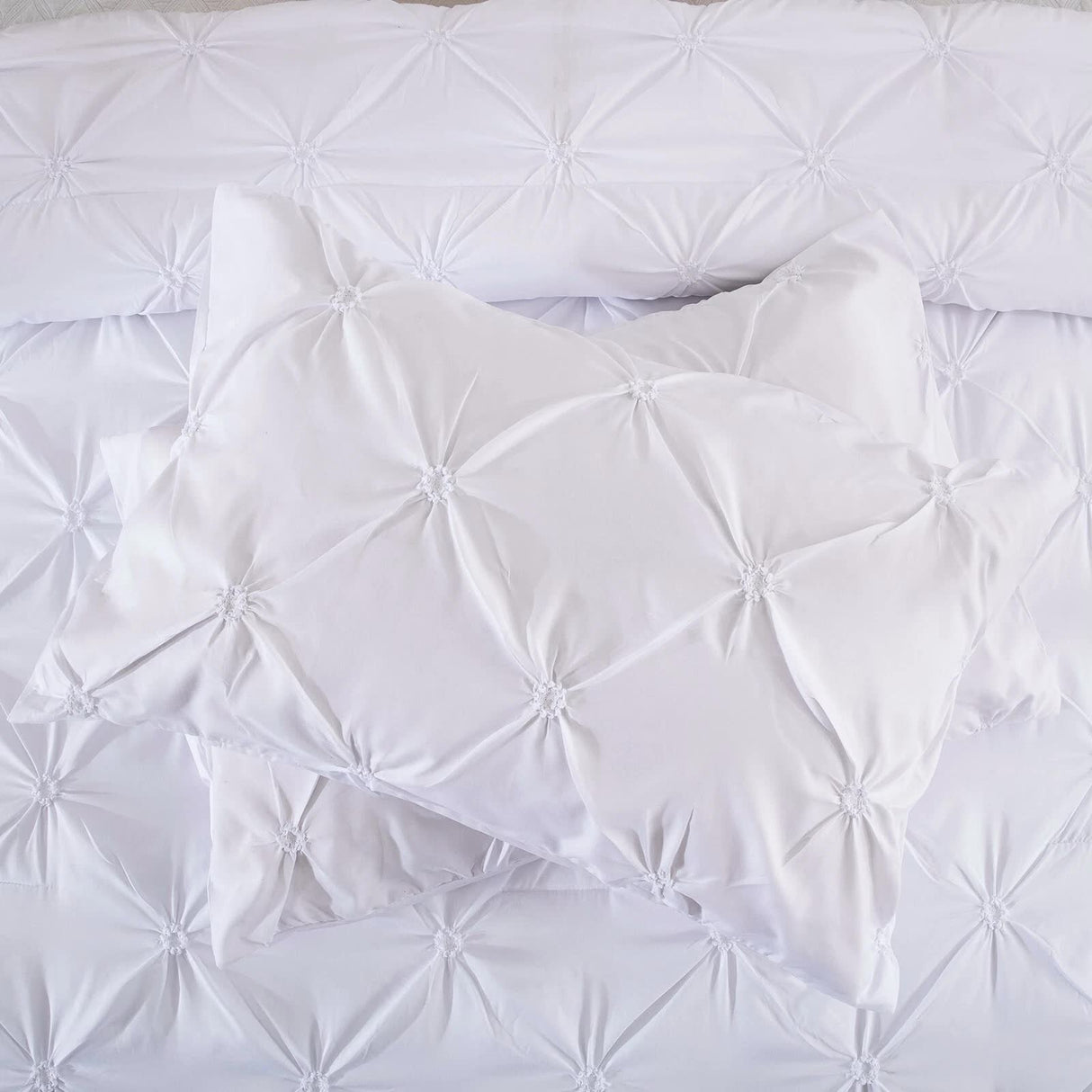 Minimal Mood white Comforter Collection – Modern 3‐Piece Set