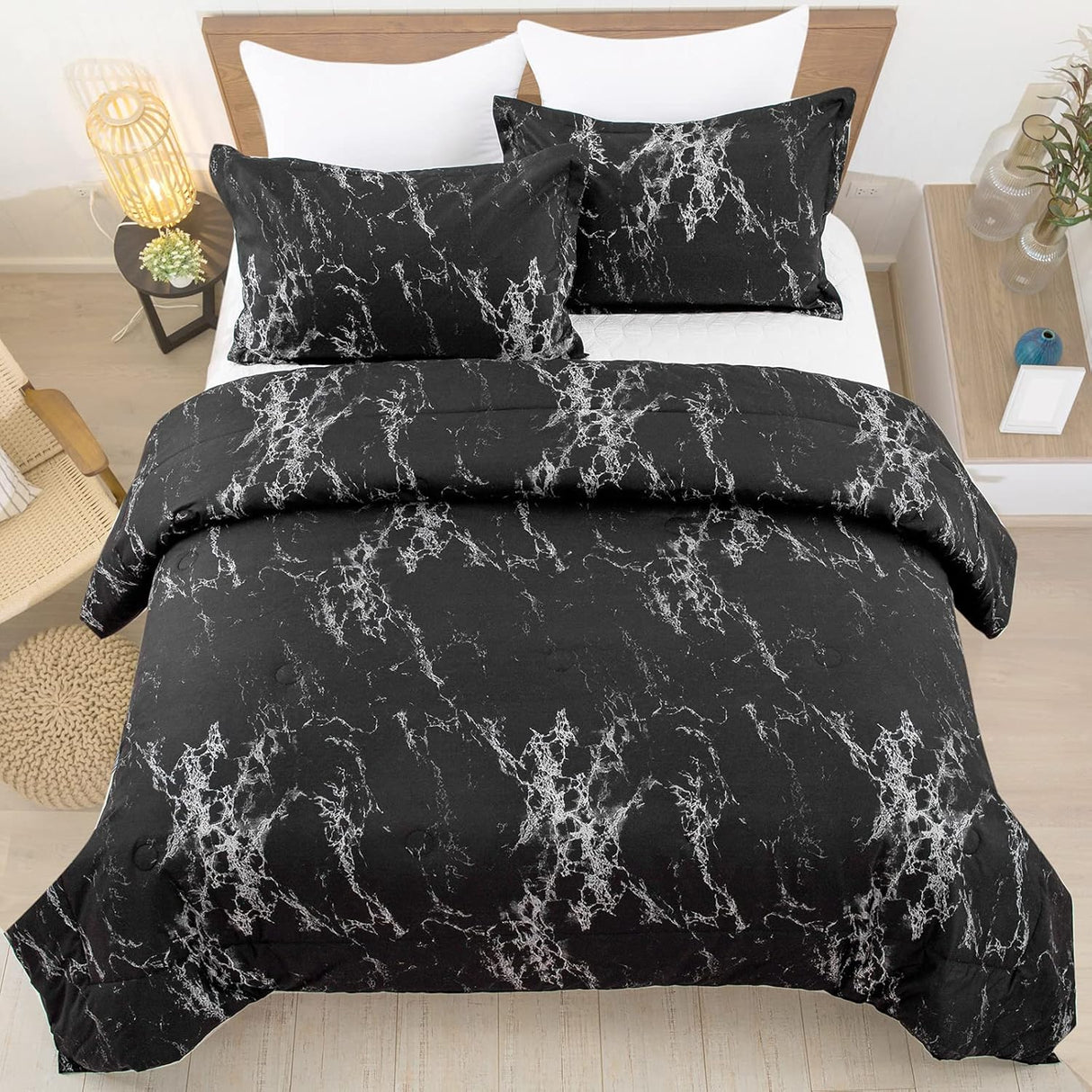 Elegant Black Marble Queen Comforter Set - 3-Piece All-Season Bedding