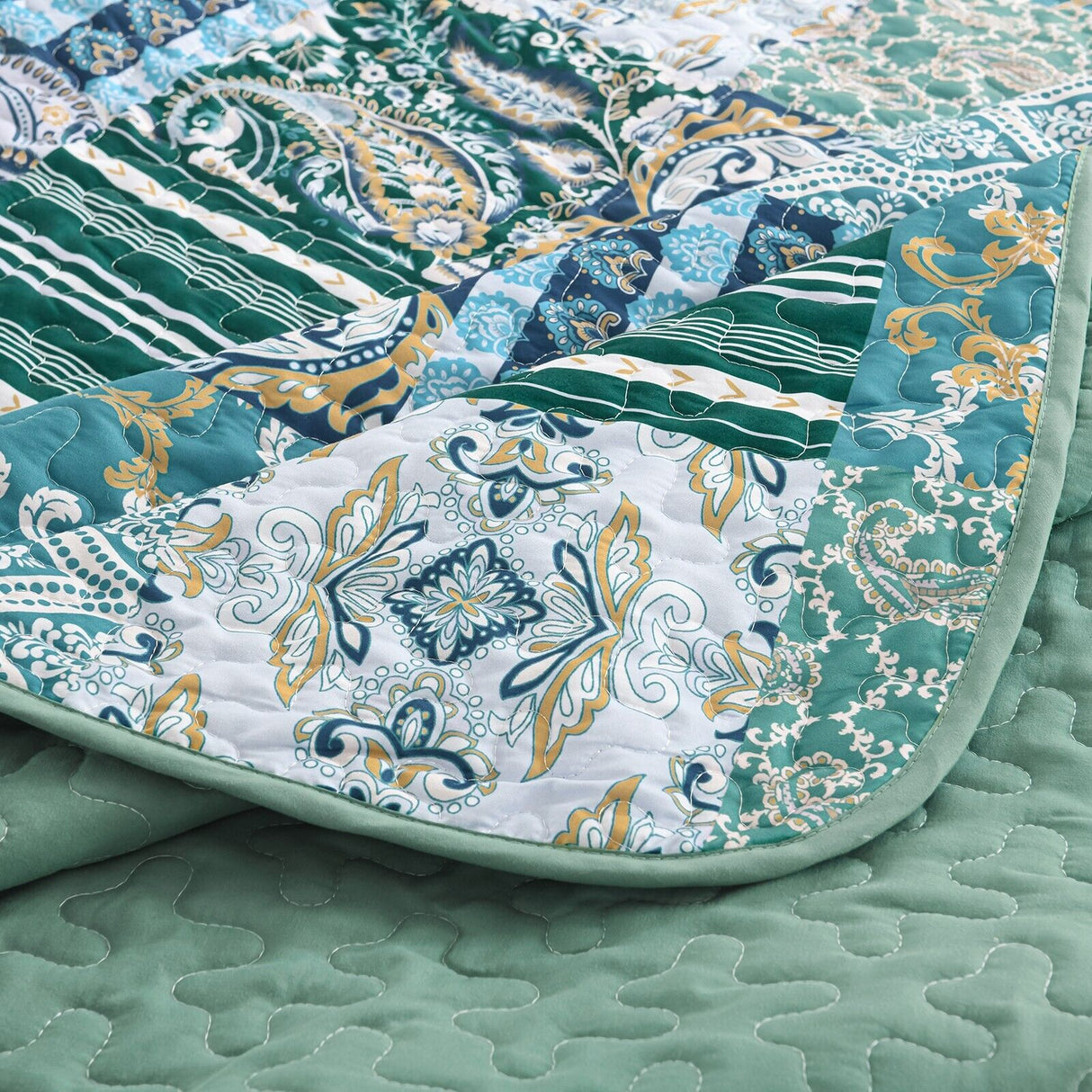 Exquisite Regal Purple 3 Pc Bedspread & Pillow Cover Set