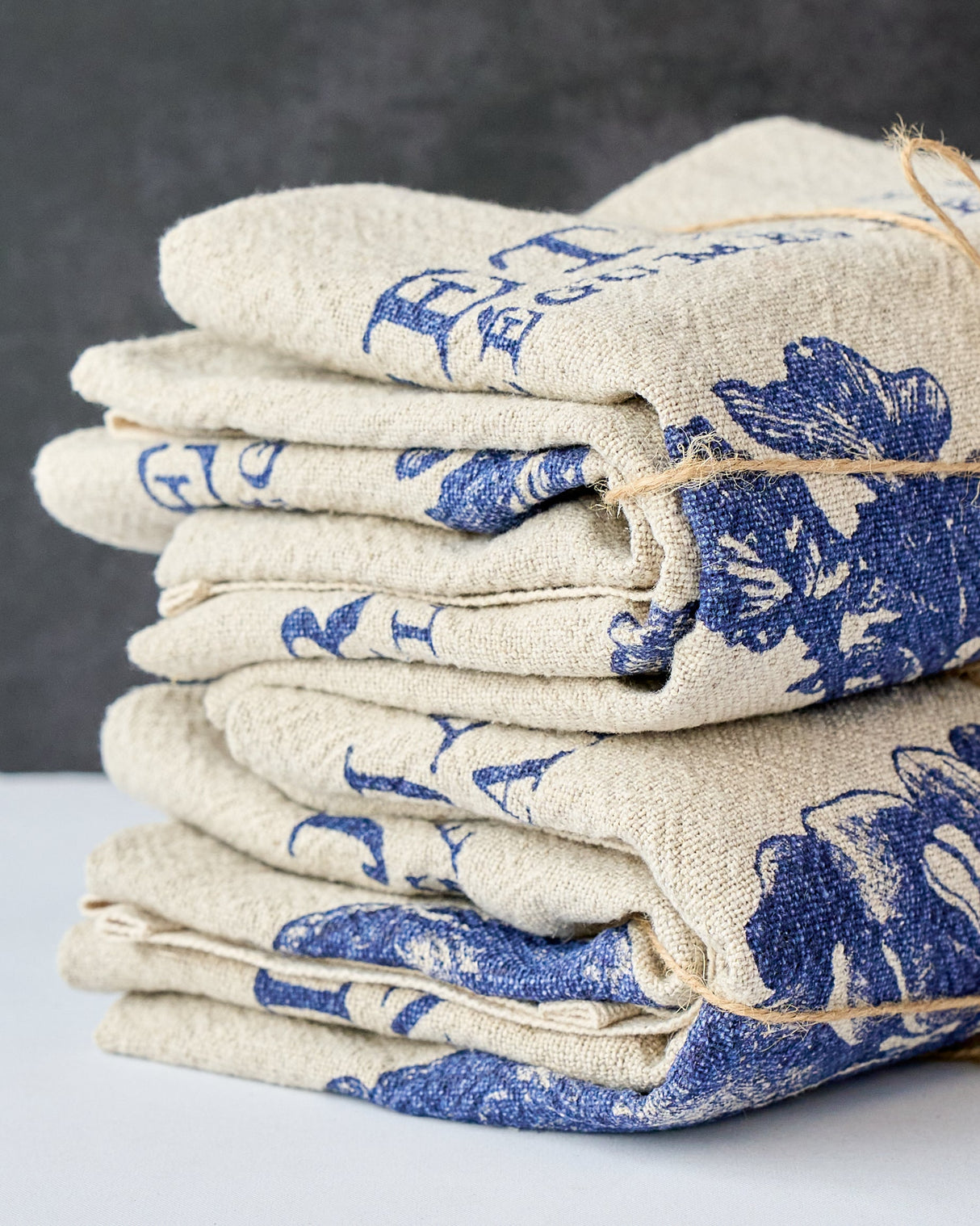 casa-verde-tea-towel-vintage-linen-cott-petit-jardin