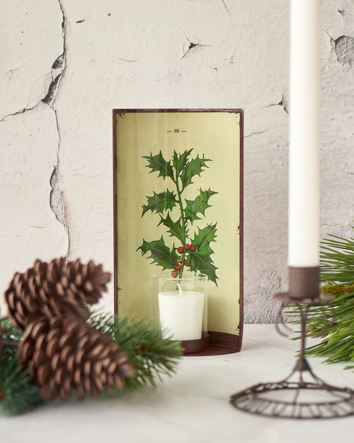 casa-verde-vintage-tin-oval-sconce-holly-21cm