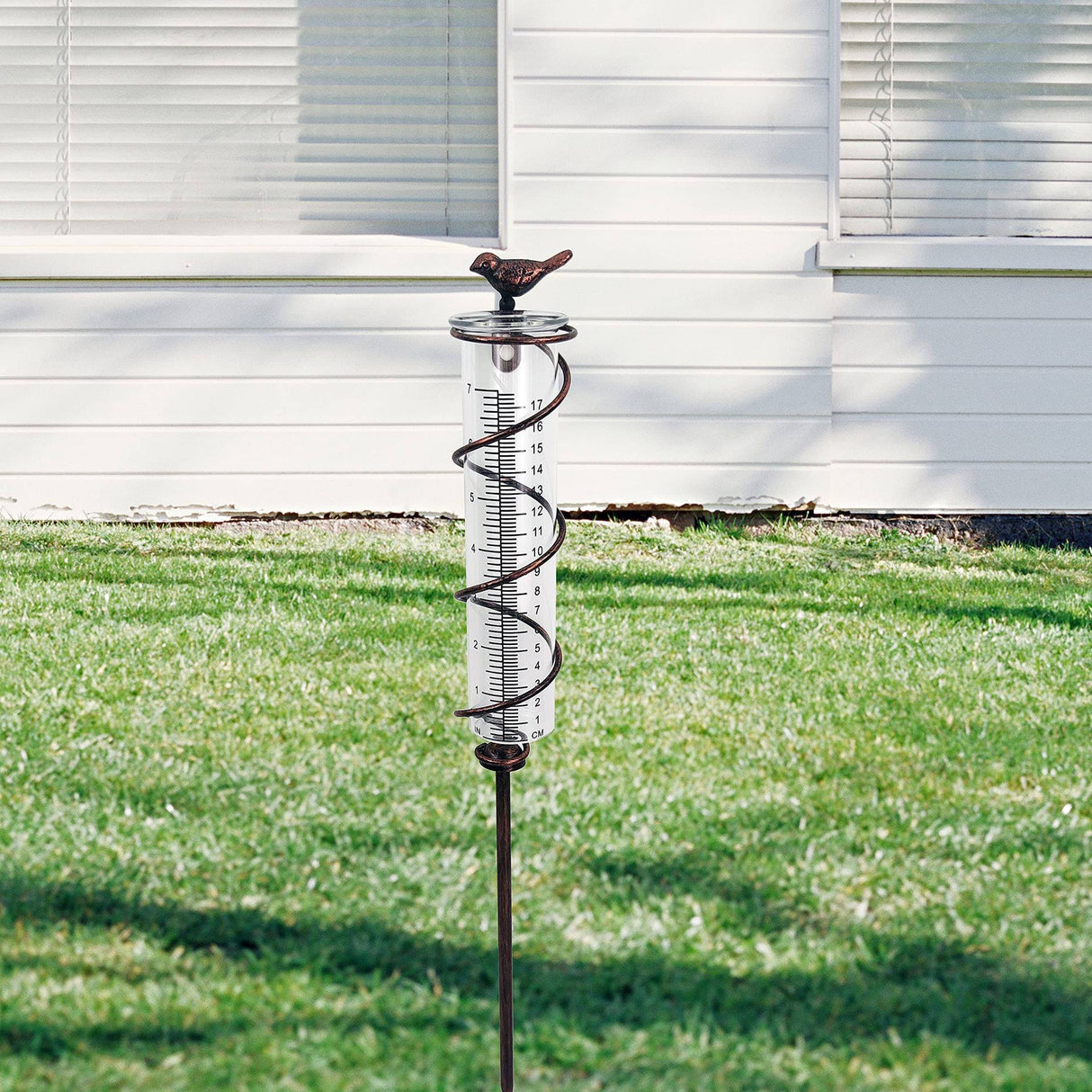 Decorative Garden Rain Gauge ??Glass Rain Meter with Metal Stake and Bird Design
