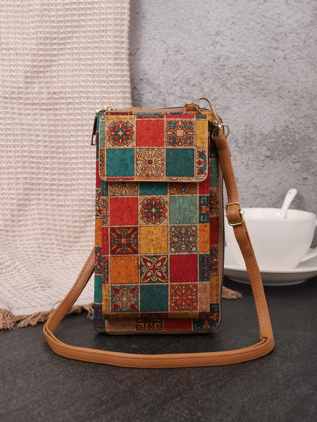 E Elegance Vintage Bohemian Style Wallet with Multi-Compartment Design - Large Capacity Zipper Clutch for Women