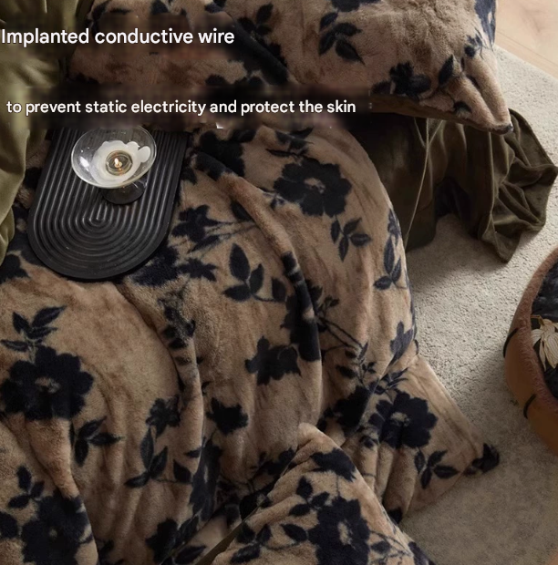 Brown Rose Motifs Luxury Winter Faux Rabbit Fur Bedding Set - 4-Piece Melange Style Plush Set for 1.8m Beds (200x230cm Duvet Cover)