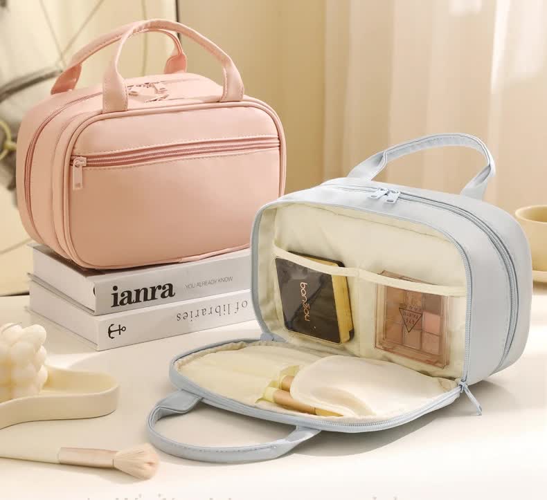 Blue Premium PU Leather Portable Makeup Bag - Large Capacity Waterproof Travel Cosmetic Organizer(Cosmetics are shooting props, not included)