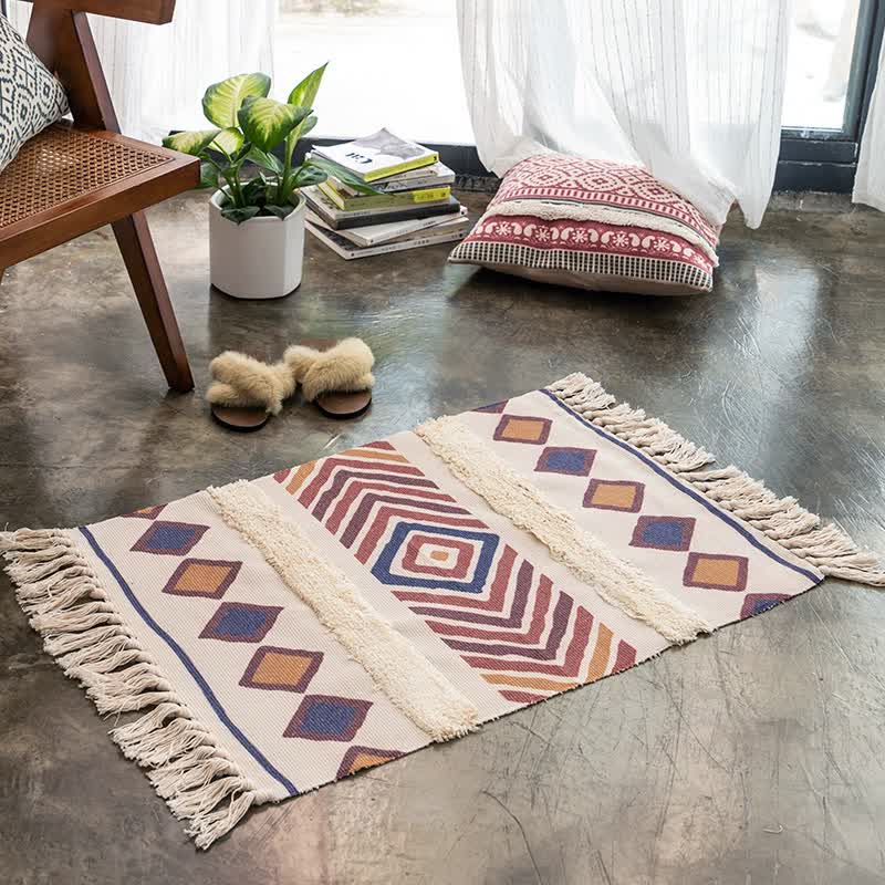 Handwoven Cotton Tassel Floor Rug for Bedroom or Living Room|Soft, Modern Geometric Design,60x90cm