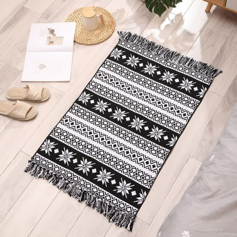 Handwoven Cotton Tassel Floor Rug for Bedroom or Living Room|Soft, Modern Geometric Design,60x90cm