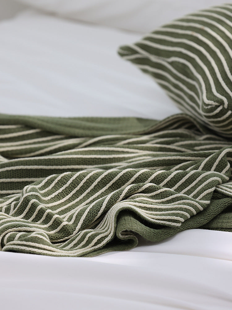 Green Cozy Knit Throw Blanket with Fringe - Stylish Striped Bed End Cover, 127x170CM
