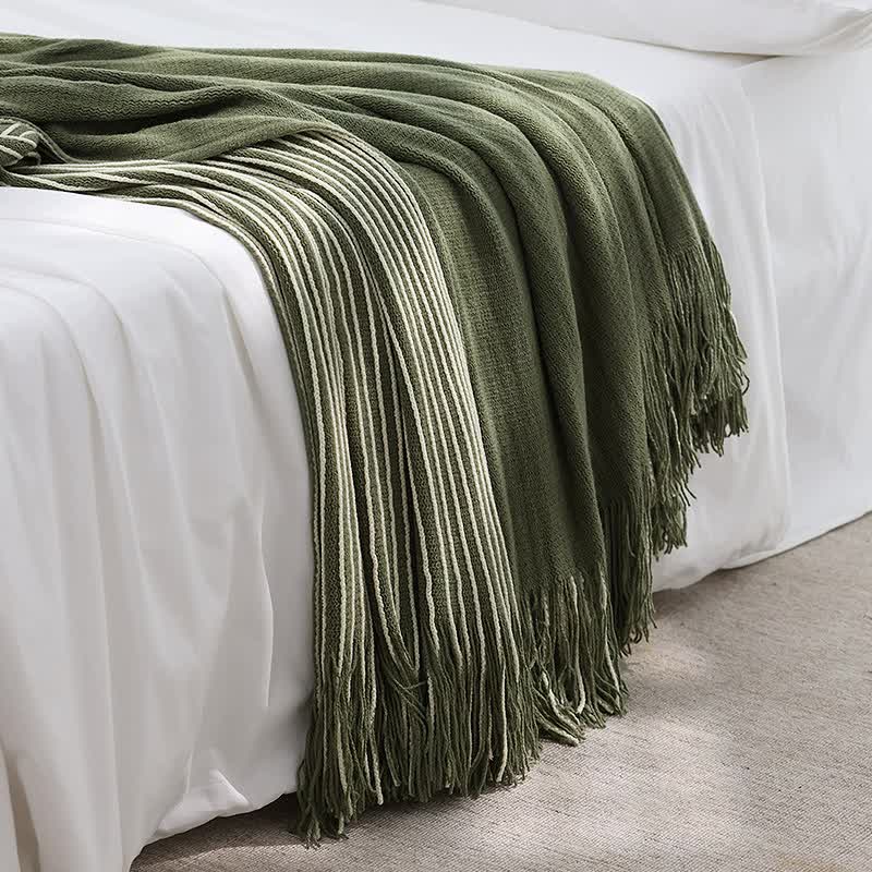 Green Cozy Knit Throw Blanket with Fringe - Stylish Striped Bed End Cover, 127x220CM