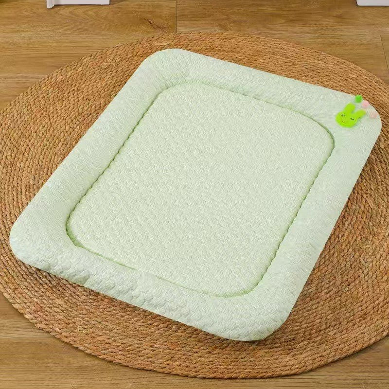 Green Breathable Cooling Pet Mat - Ice Bean Summer Bed for Small Dogs (L : 50x65cm)