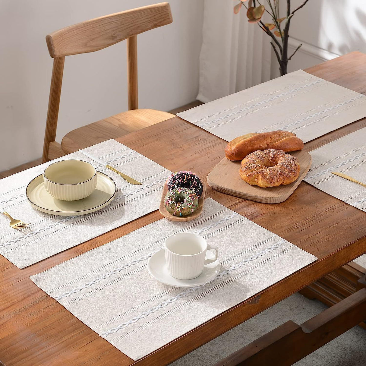 4 Pcs Blue Woven Placemats - Heat Resistant Kitchen Table Mats, Coffee Tea Cup Coasters, Linen Blend Dining Decor