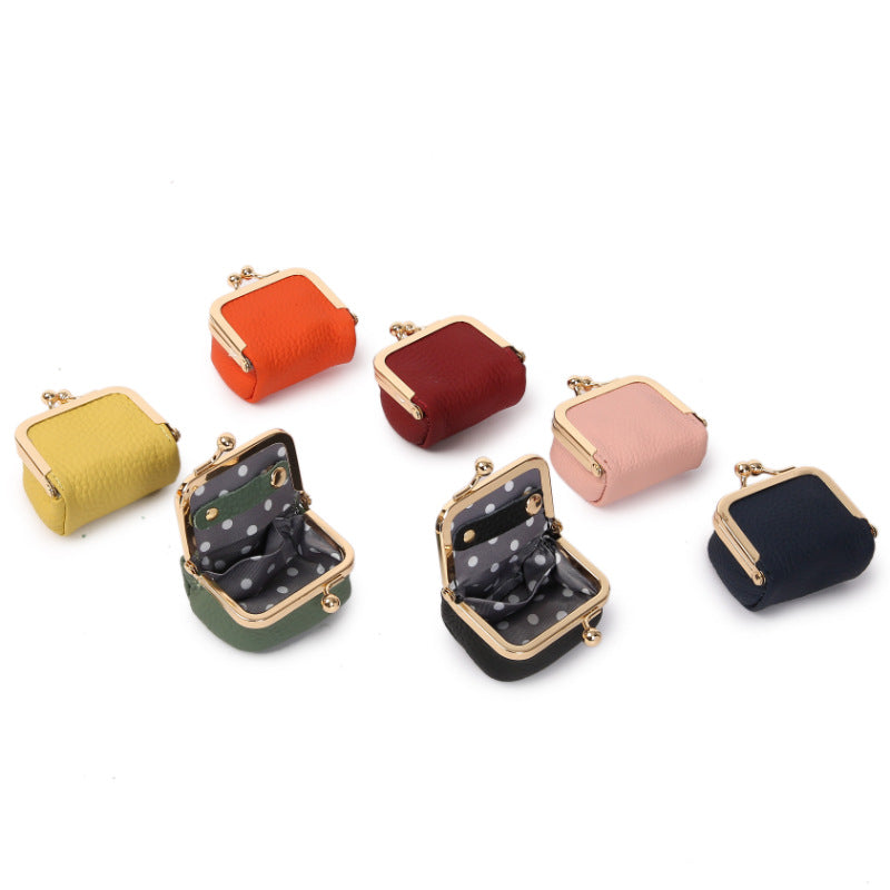 Green Mini Jewelry Pouch - Compact PU Leather Coin Purse for Earrings, Rings, and Necklaces, 6.5x5x3.5cm