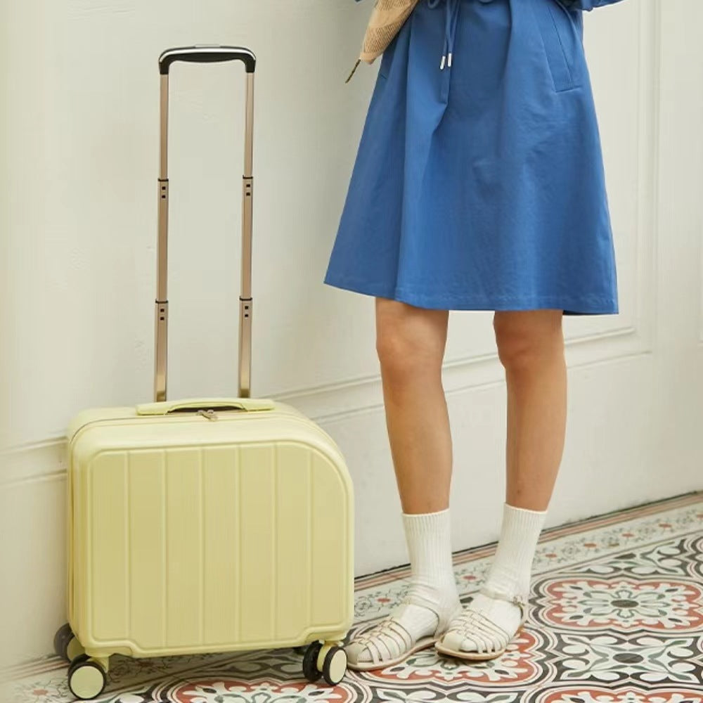 Green Compact 18-Inch Carry-On Suitcase | Lightweight ABS Hardside Spinner Luggage