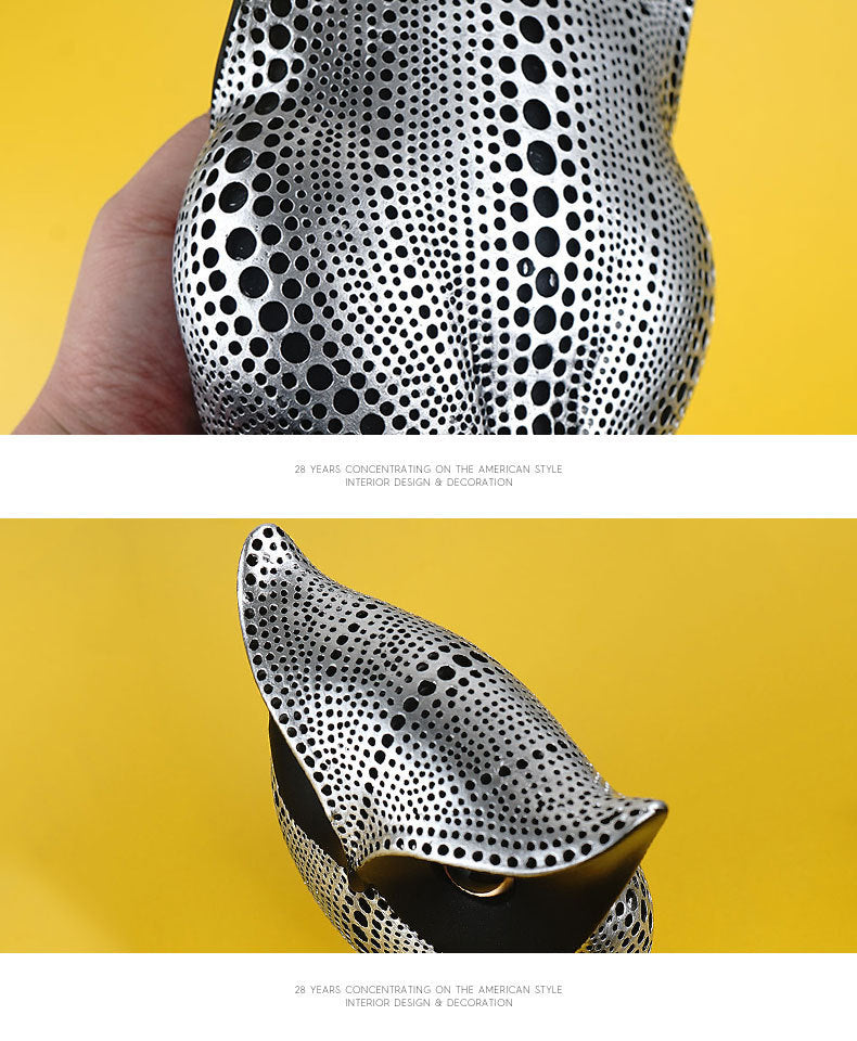 White resin owl statue - modern perforated design for living room TV cabinet and entryway decoration