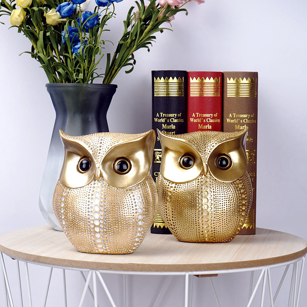 Gold resin owl statue - modern perforated design for living room TV cabinet and entryway decoration
