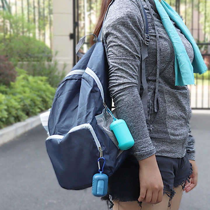 Light Blue Quick Dry Cooling Towel Set (2 Pack) - Microfiber Sport Towels with Silicone Cases & Carabiners