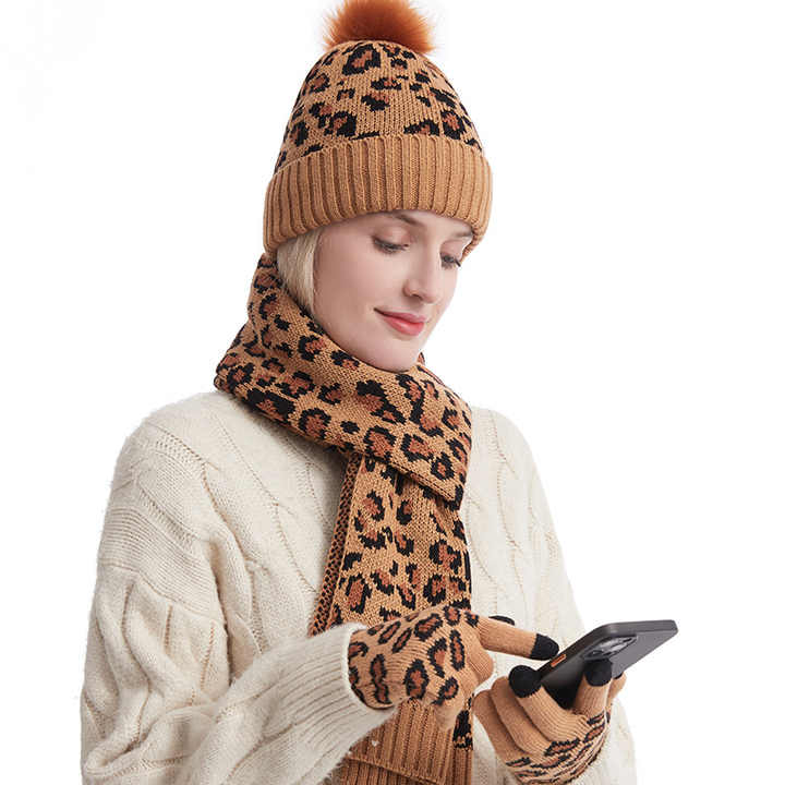 Light Grey Women's 3-Piece Winter Knit Set - Leopard Print Plush Lined Beanie Hat, Scarf & Touchscreen Gloves