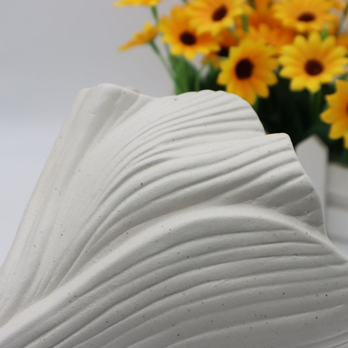 White Elegant Off-White Ceramic Vase - Modern Sculptural Flower Holder with Wide Fluted Opening