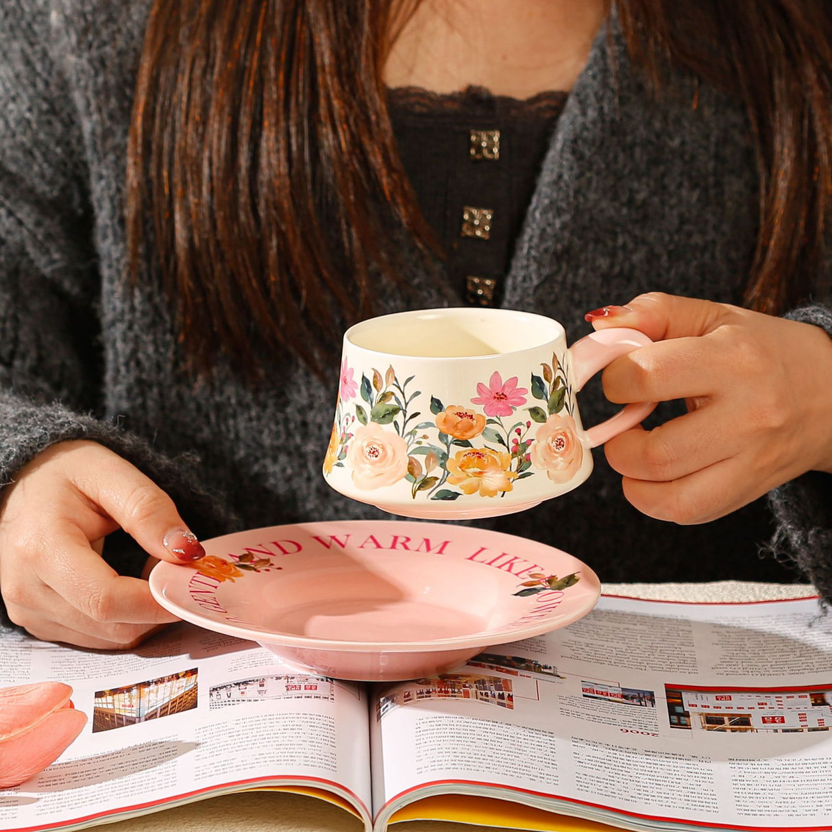 Vintage Floral Ceramic Coffee Cup & Saucer Set(White disc - pink flowers)