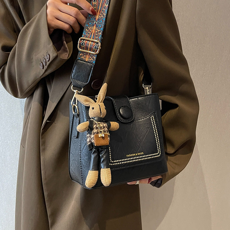 Vintage Style PU Leather Bucket Bag with Wide Patterned Strap & Optional Bunny Charm(caramel)