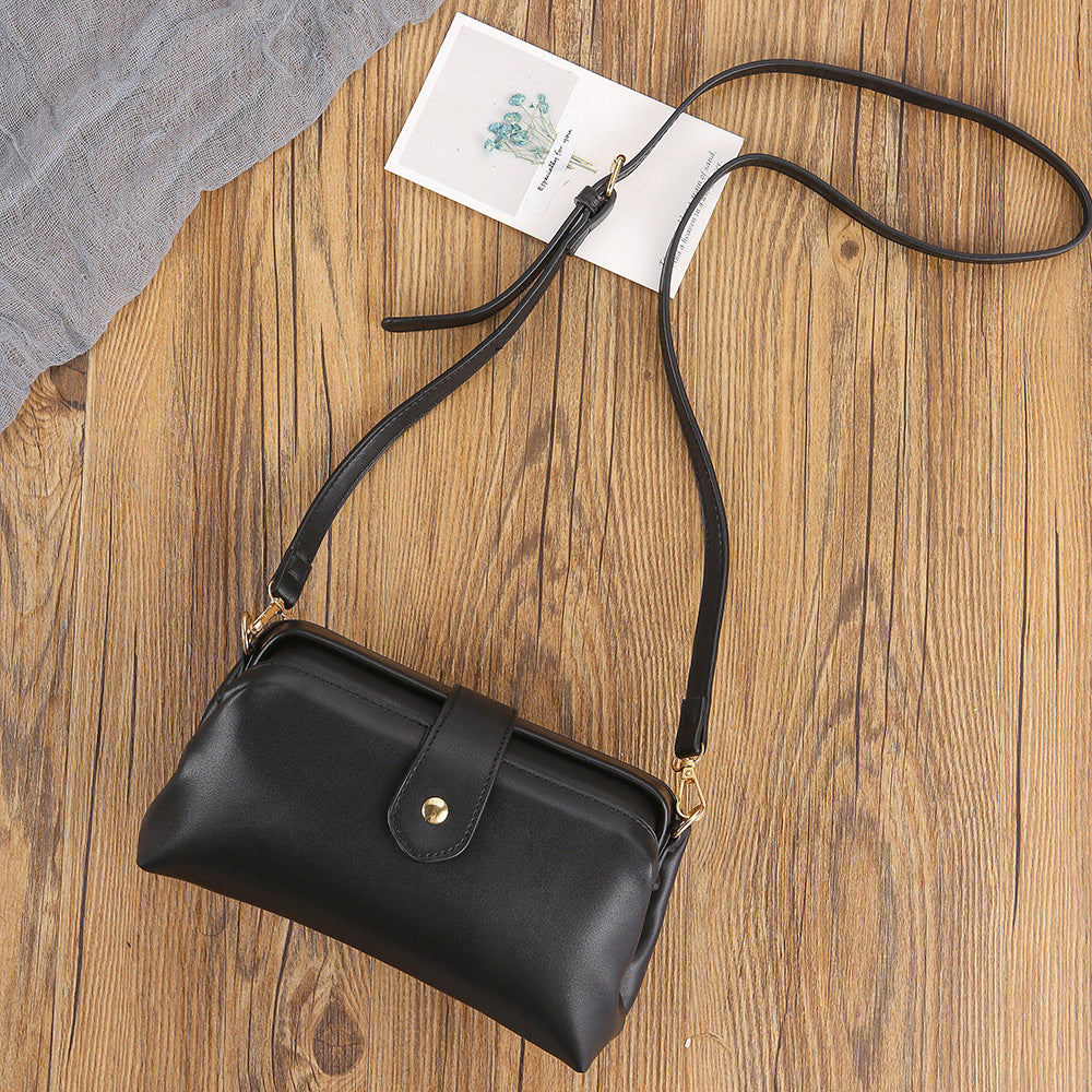 Black Chic Vintage Inspired PU Leather Crossbody Bag - Small Frame Doctor Style Purse with Adjustable Strap