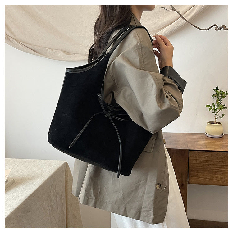 Black Chic Retro Suede-Finish PU Leather Tote Bag - Large Capacity Shoulder Bag with Tie Accent