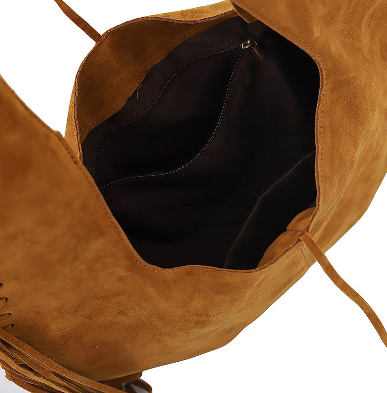 Green Boho Chic Fringed Hobo Bag - Large Capacity Soft Faux Suede Shoulder Tote with Tassel Detail