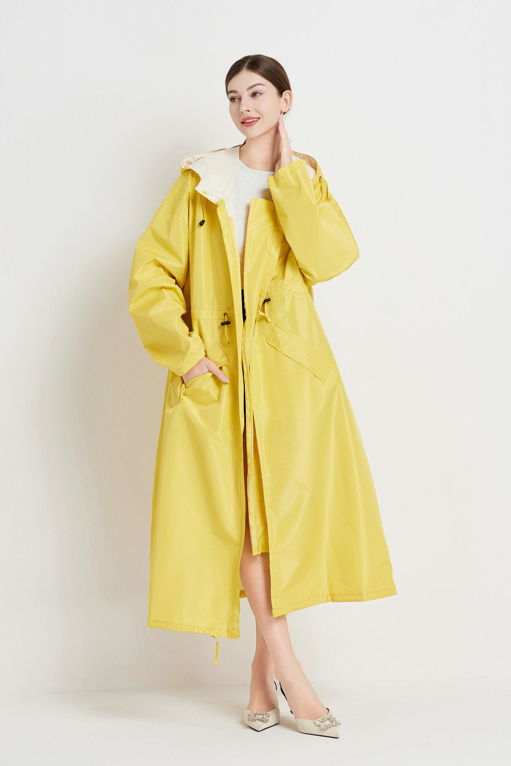 Size XL Yellow Women's Chic Lightweight Waterproof Raincoat - Long Hooded Packable Rain Jacket with Pouch