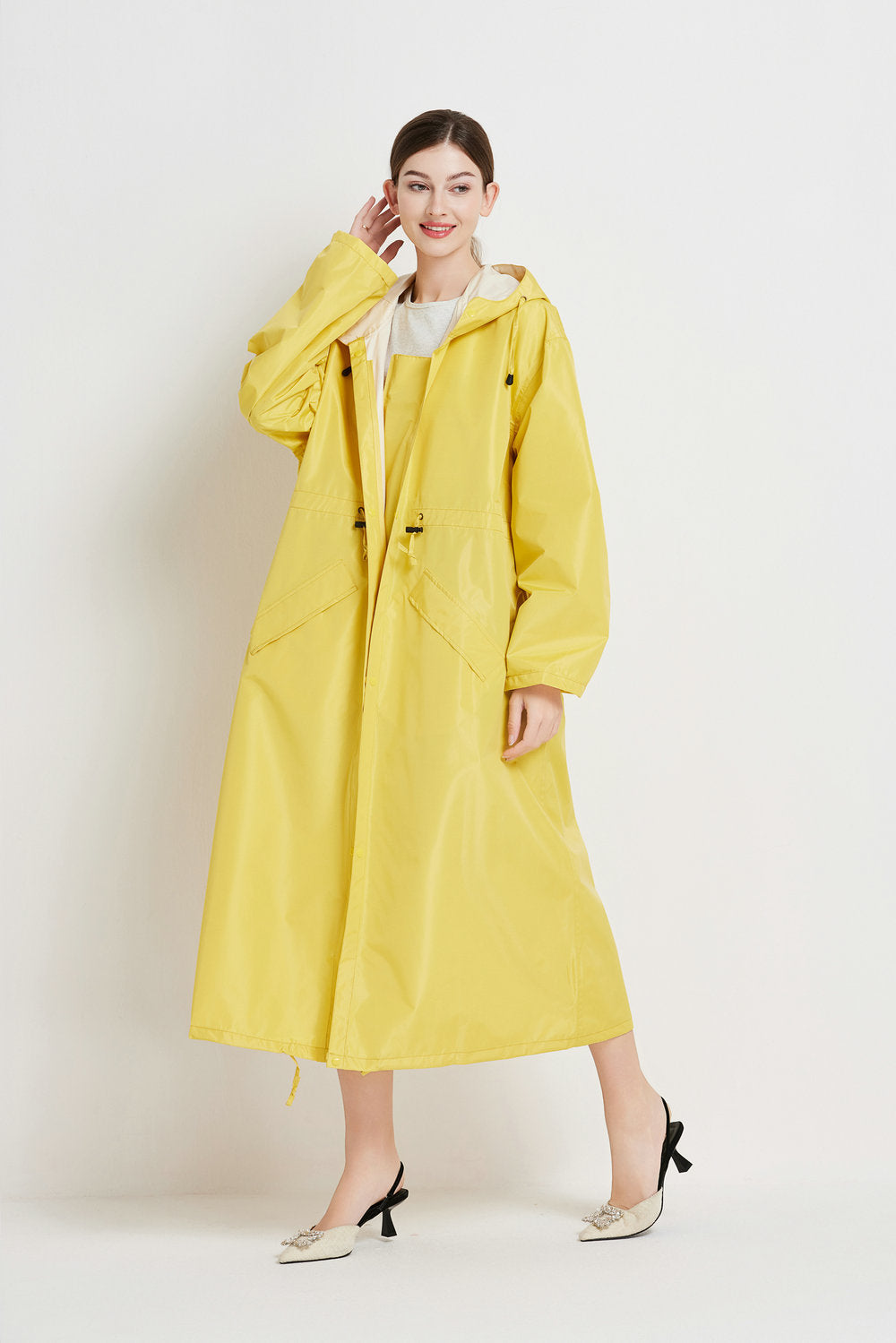 Size XL Yellow Women's Chic Lightweight Waterproof Raincoat - Long Hooded Packable Rain Jacket with Pouch