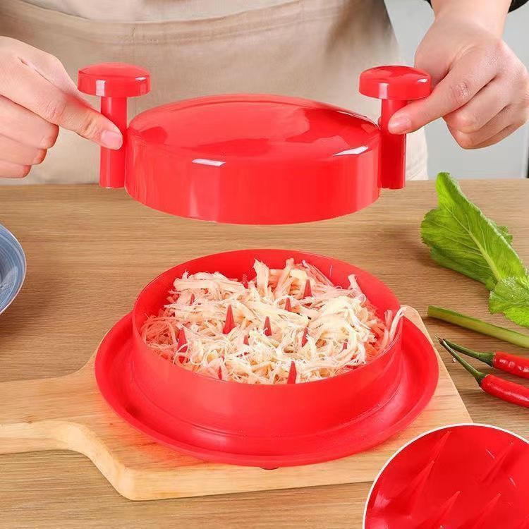 Red Manual Meat Shredder with Spiked Interior for Quick Chicken Separation Professional Rotating Tool for Local Home Kitchens Effortless Meal Prep Solution