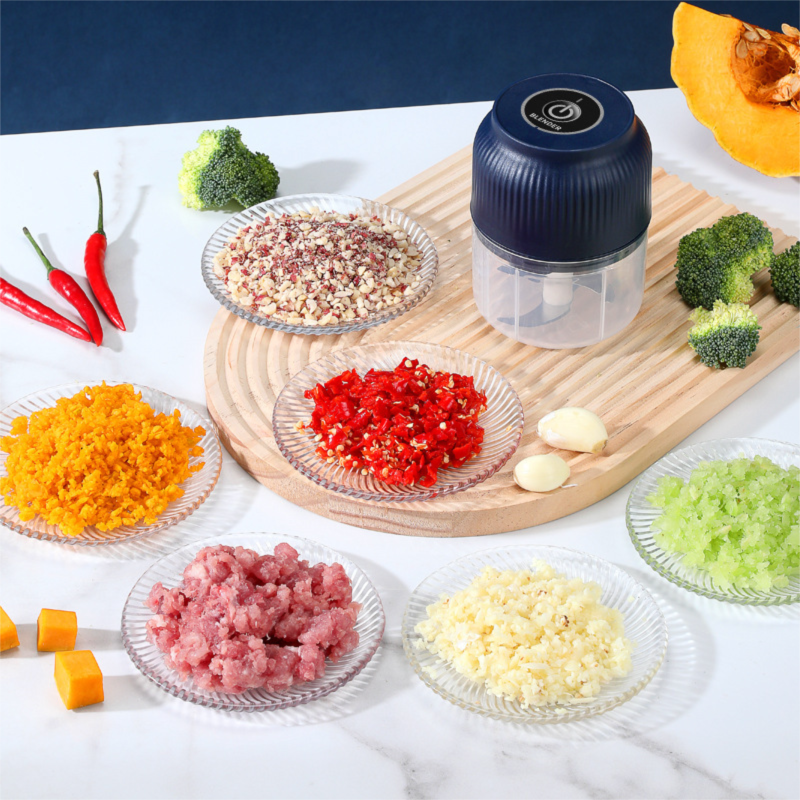 320ml Wireless Electric Garlic Crusher with 6-Blade Blade and Whisk Attachment – Compact Kitchen Chopper for Minced Garlic, Meat, Vegetables & Baby Food