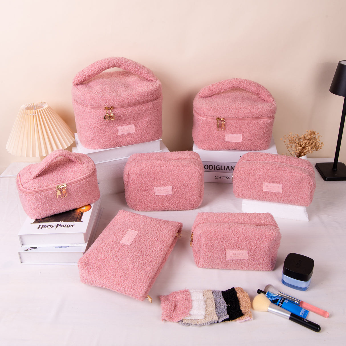 Small Pink Teddy Fleece Cosmetic Bag - Compact Soft Sherpa Makeup Pouch - Daily Purse Organiser for Lipstick & Essentials (18cm)