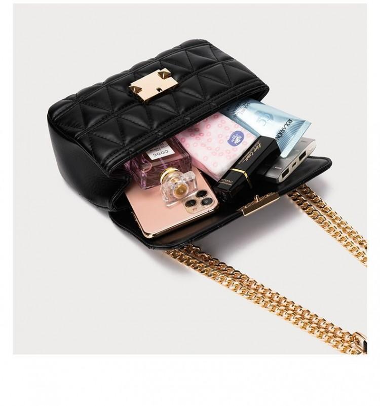 Quilted Chain Crossbody Bag for Women Classic Black Shoulder Underarm Bag Elegant Designer Style Luxury Texture Versatile Daily Handbag