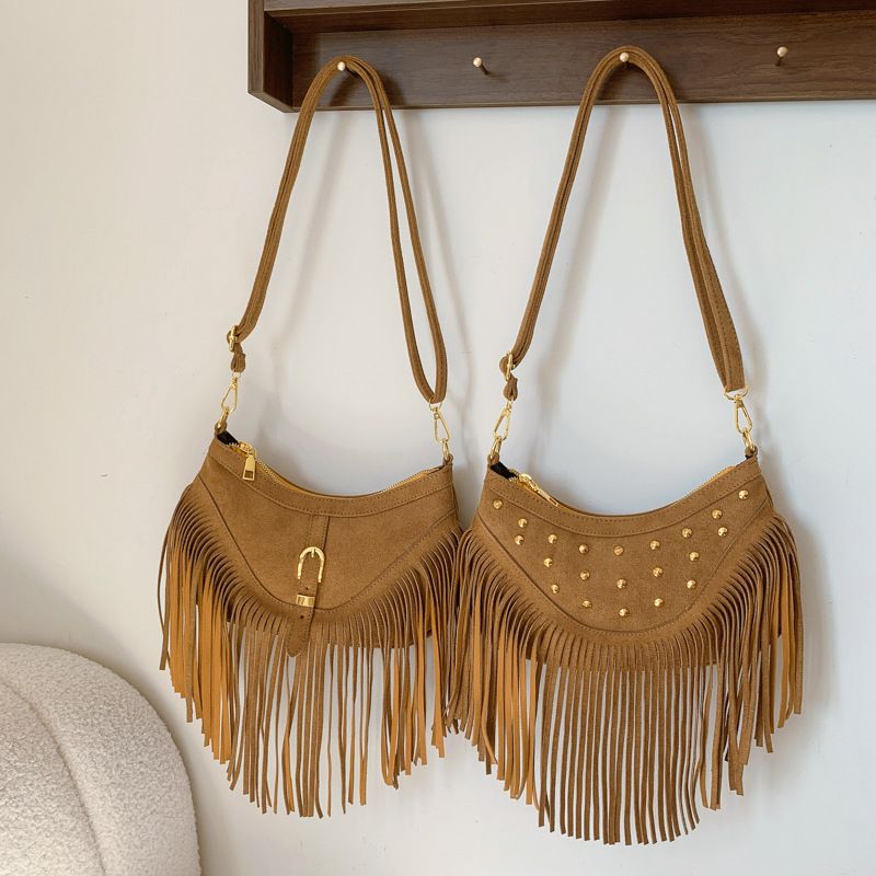 Khaki Vintage Boho Fringe Crossbody Bag - Retro Locking design PU Leather Shoulder Purse with Adjustable Strap