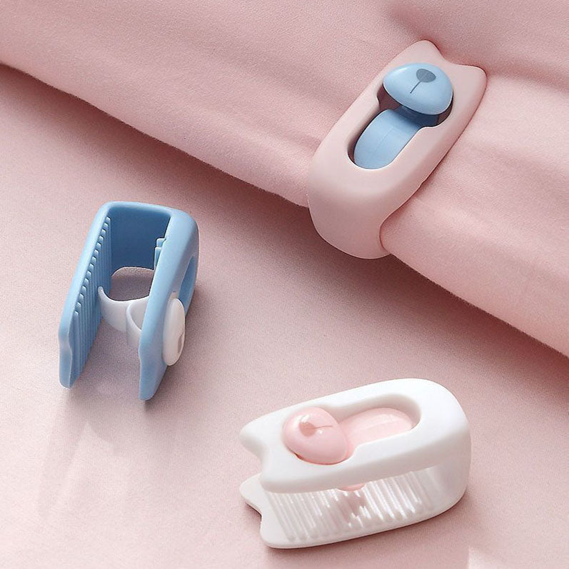 Light grey and pink Washed Cotton Bedding Set - Solid Color Fitted Sheet Style, 4-Piece Set for 1.5m Bed, Includes 10 Random Color Quilt Fasteners(1.5m)