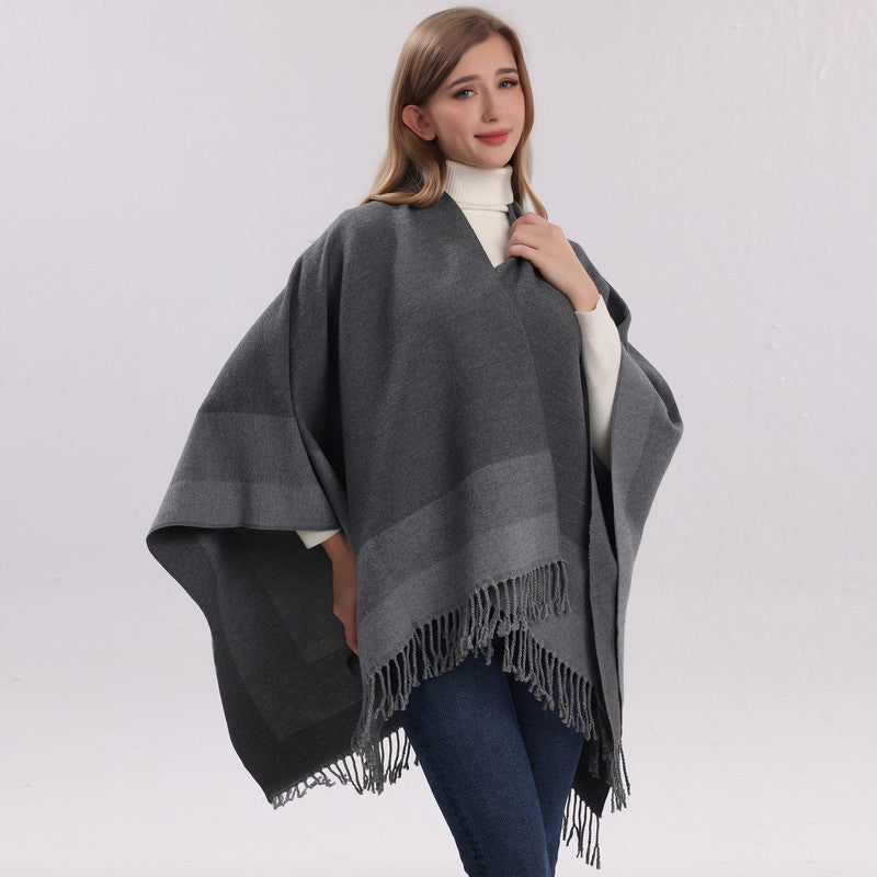 Grey elegant women's tassel cape shawl scarf, multi-functional all-in-one warm and comfortable winter shawl scarf, convenient for home, travel, and office wear, stylish and beautiful with tassels.