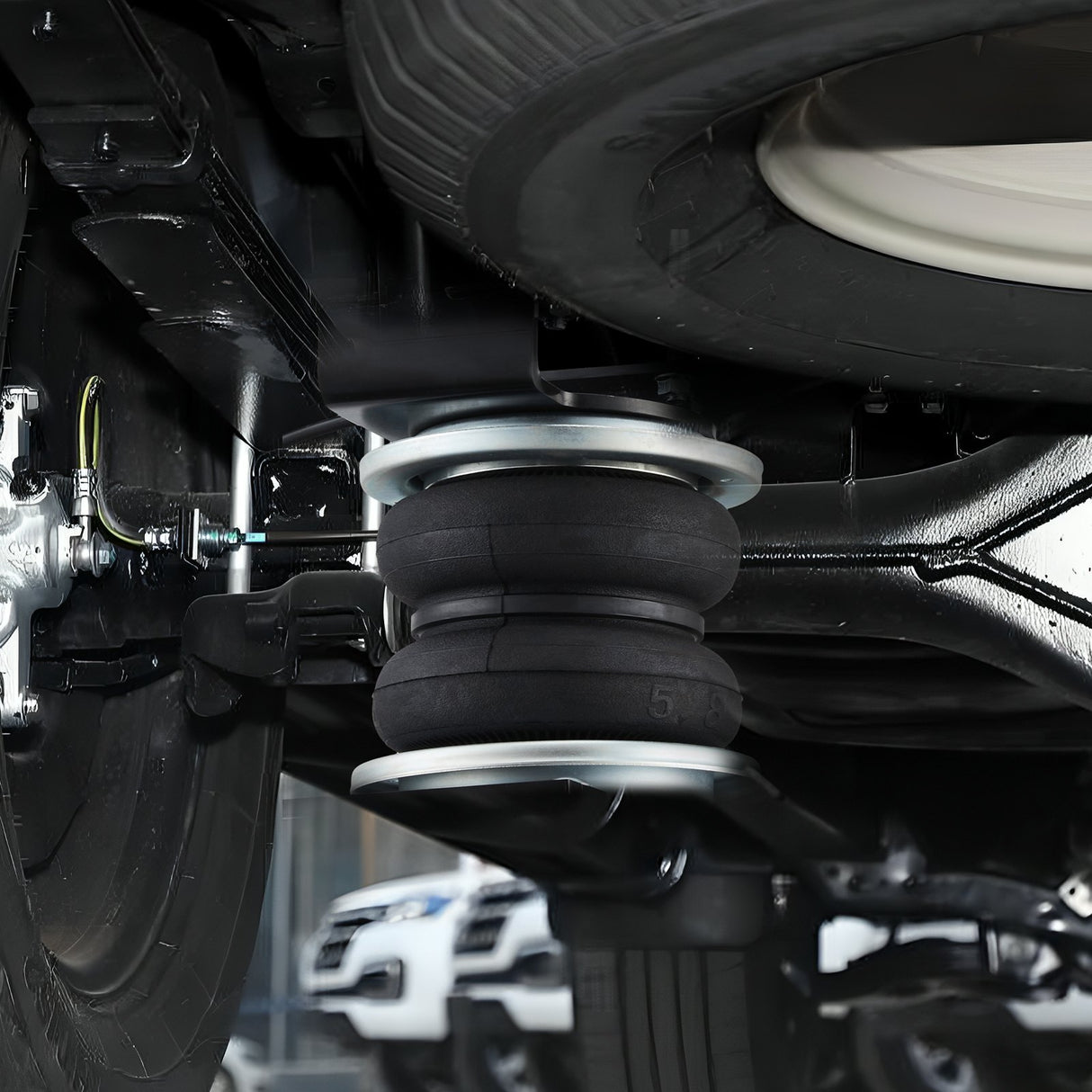 VEVOR Air Bag Suspension Kit, Air Springs Suspension Bag Kit Compatible with 2019-2023 Chevrolet Silverado 1500 and GMC Sierra 1500 4WD RWD, 5000 lbs
