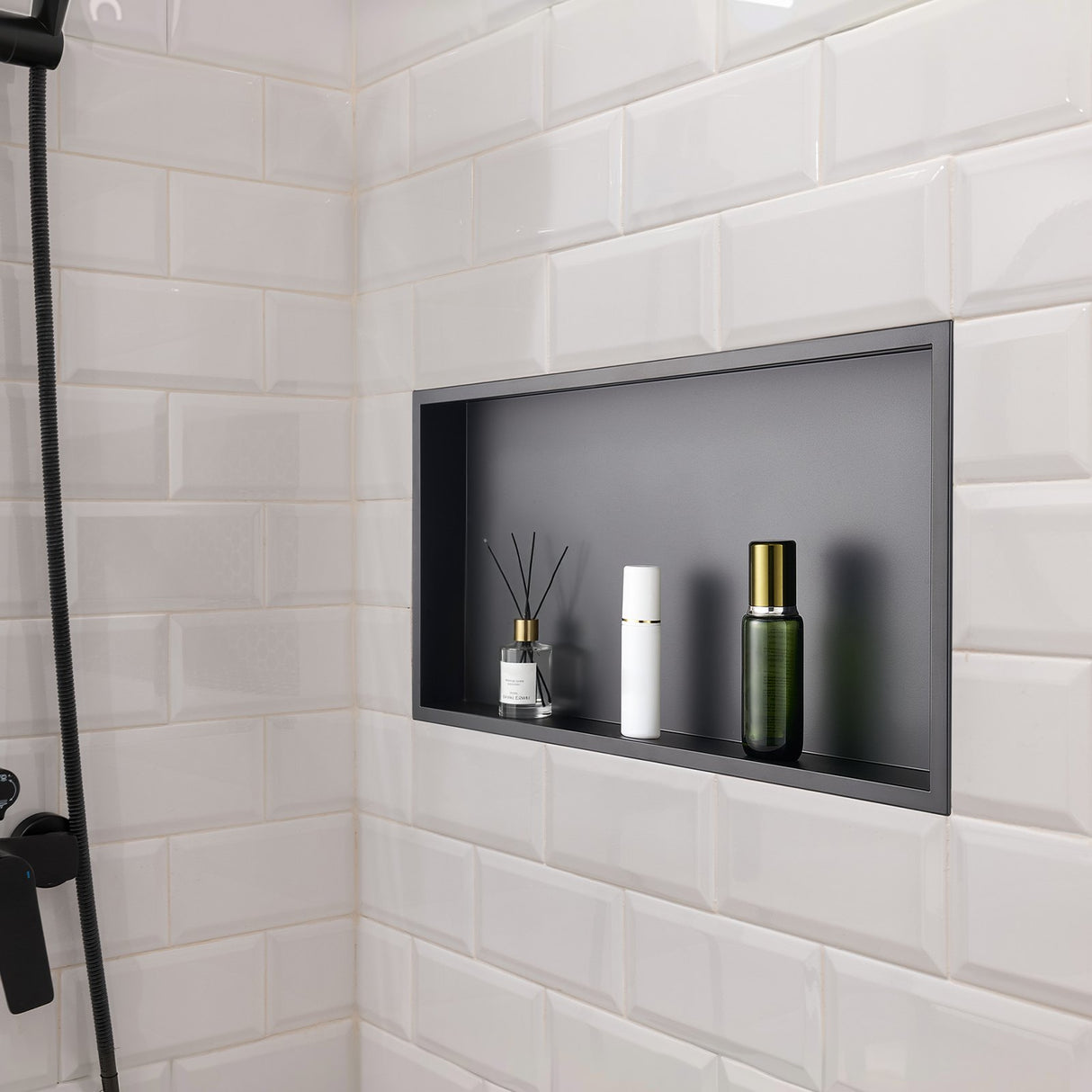 Shower Niche, 33.0 x 63.5 x 10.2 cm Recessed Wall Niche, Heavy-duty Stainless Steel Modern Soap & Shampoo Storage Organizer, Sealed Waterproof, Durable & Easy to Install, Black for Bathroom