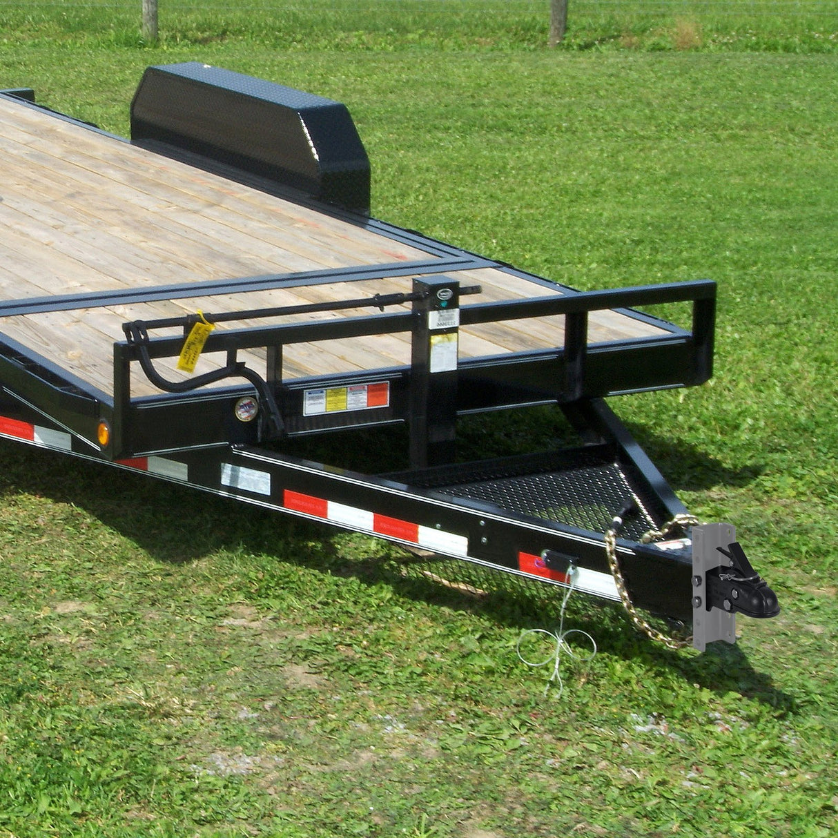 VEVOR Adjustable Trailer Coupler, 2-5/16" Hitch Ball, 15000 lbs Capacity, Heavy Duty Cast Channel-Mount Coupler with Hardware Kit, Ideal for Towing Station Wagons, Pickup Trucks, SUVs, Black Coating