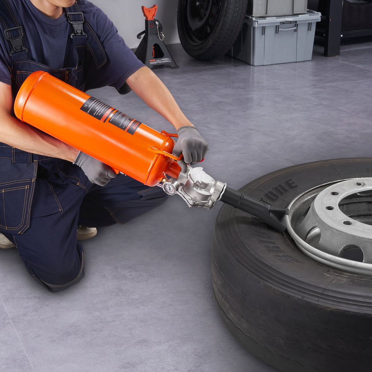 VEVOR Tire Bead Seater, 2.1 Gal/8 L Air Tire Bead Blaster, 120 PSI Handheld Bead Bazooka, Upgraded Portable Tire Inflator Tool, 85-116 PSI Operating