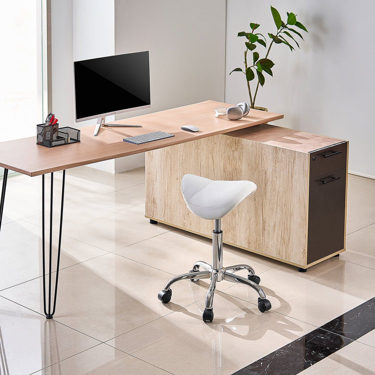 Saddle Rolling Stool, PU Leather Rolling Stool with Wheels, 360° Swivel Drafting Stool with Thickened Cushion, Height Adjustable Rolling Work SPA Stool, for Office, Home, Salon & Bar, White