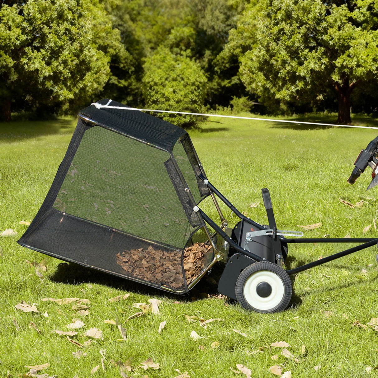 26.7 cm Tow Behind Lawn Sweeper, 26 cu.ft. Large Yard Sweeper, Adjustable Sweeping Height, Heavy Duty Leaf & Grass Collector with Dumping Rope, Pull Behind Sweepers for Debris Grass Clippings