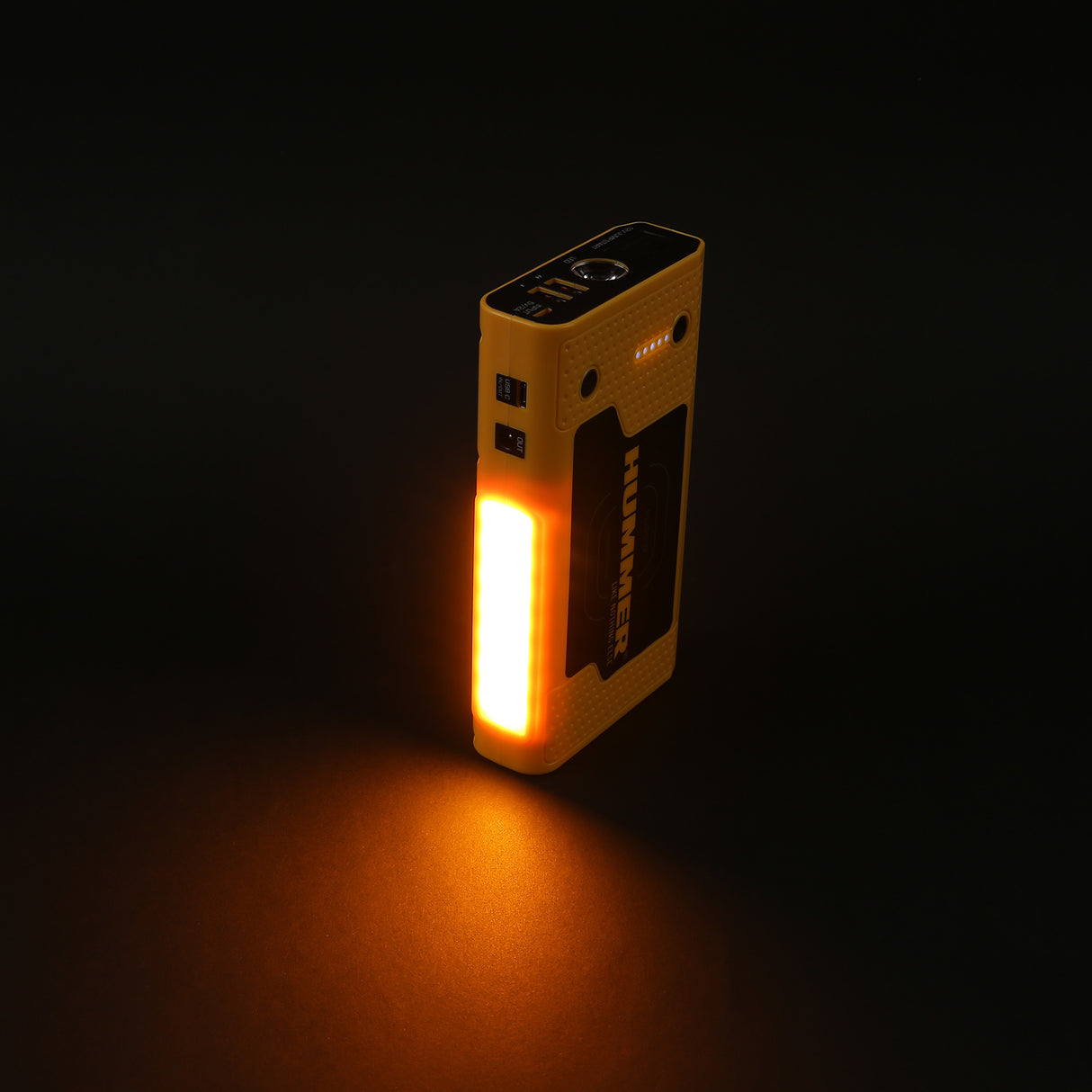 Hummer HX Pro 2000A Jump Starter USB-C Power Bank & Wireless Charger